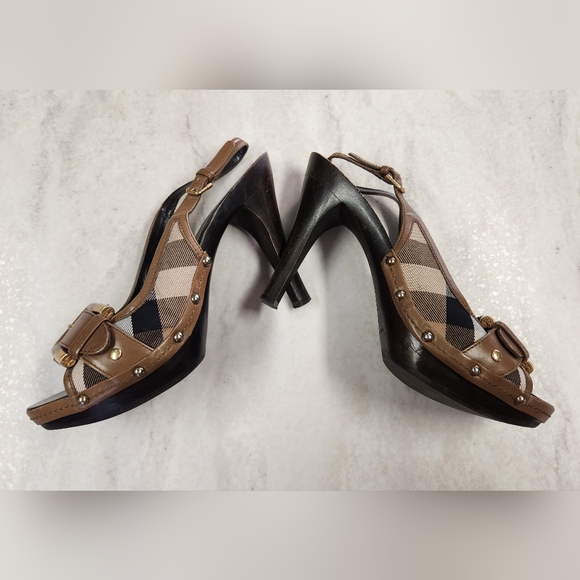 VINTAGE BURBERRY Peep-toe Slingback Heels - Picture 7 of 16